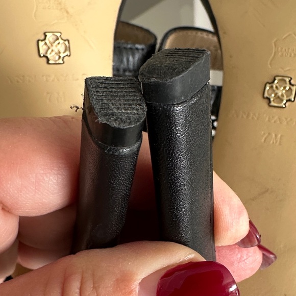 Super cute Ann Taylor leather shoes - Picture 6 of 6